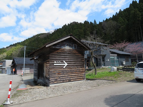 パンケーキ　フラッフィー　看板　看板製作　看板修理　自立看板　案内サイン アイアン看板　のれん